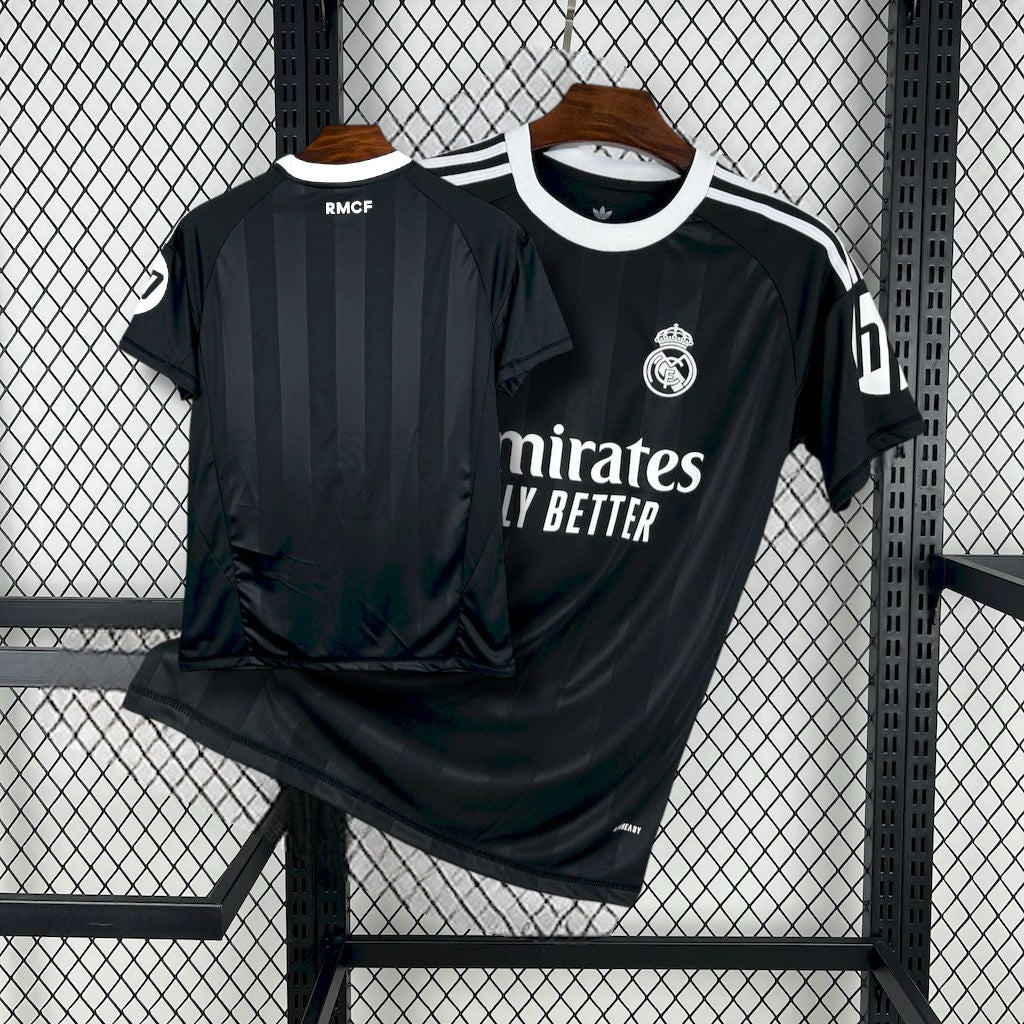 Real Madrid Black Edition