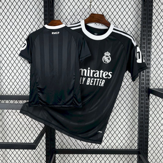Real Madrid Black Edition
