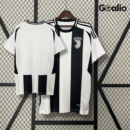 Juventus Hemma 24/25