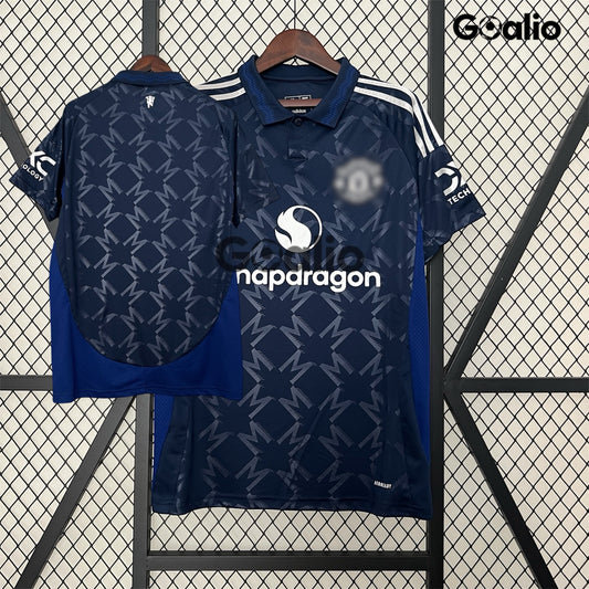 Man United Borta 24/25